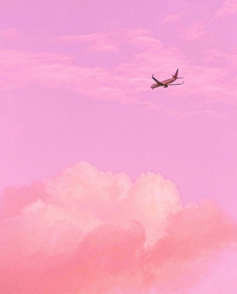 Cloud and the plane