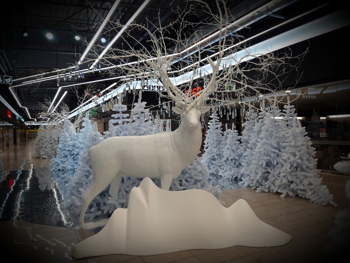 Decorations in the shopping mall