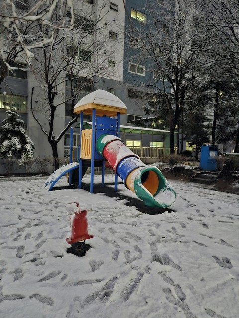 playground, winter wallpapers
