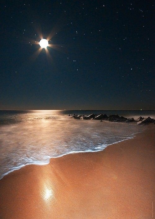gece sahilde huzur