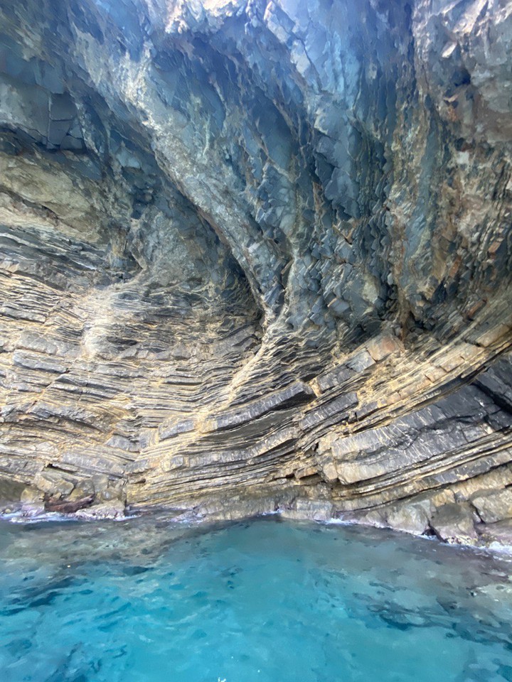 cave