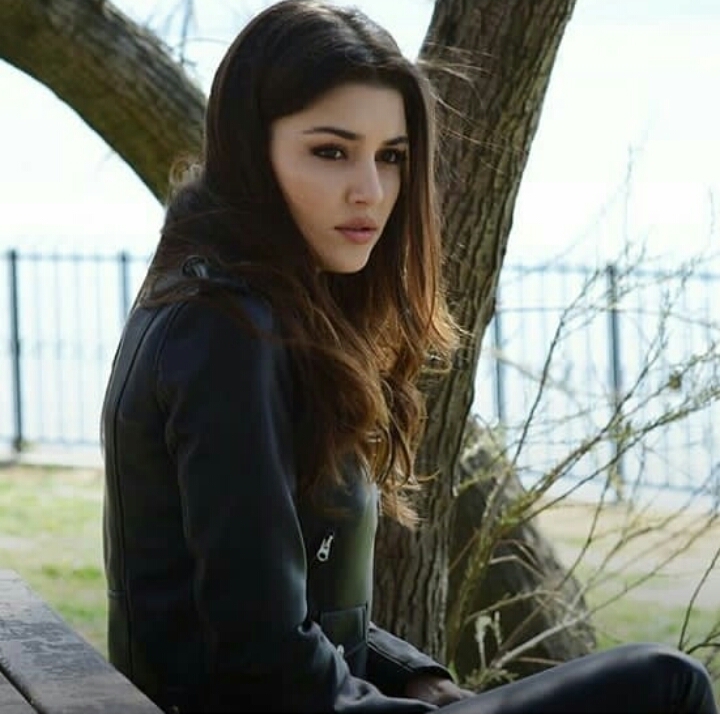 hande erćle lovely picture