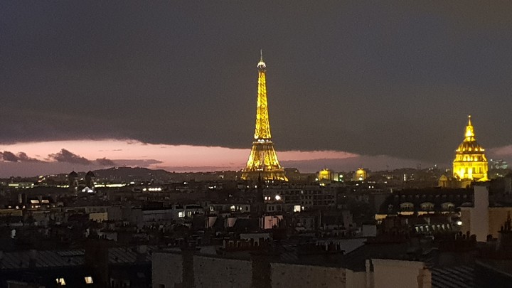 paris at night