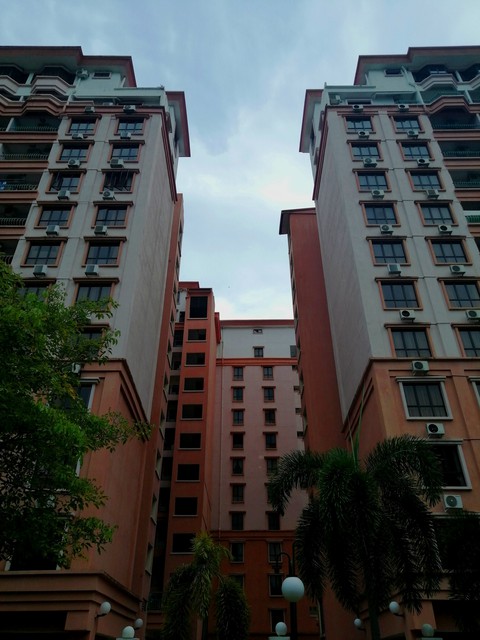 building orange ?