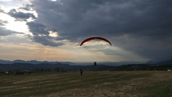 Glide into the sunset