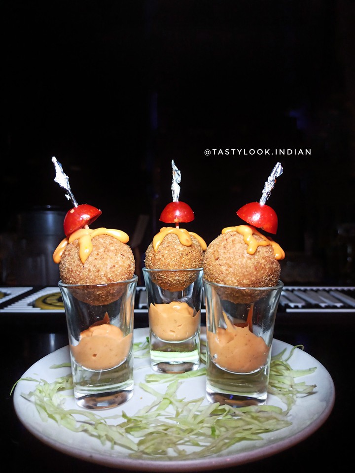 Schezwan Cheese Balls