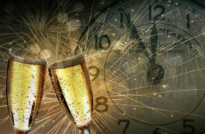 Happy New Jeahr. and Thank yuo all friends and Amico for all