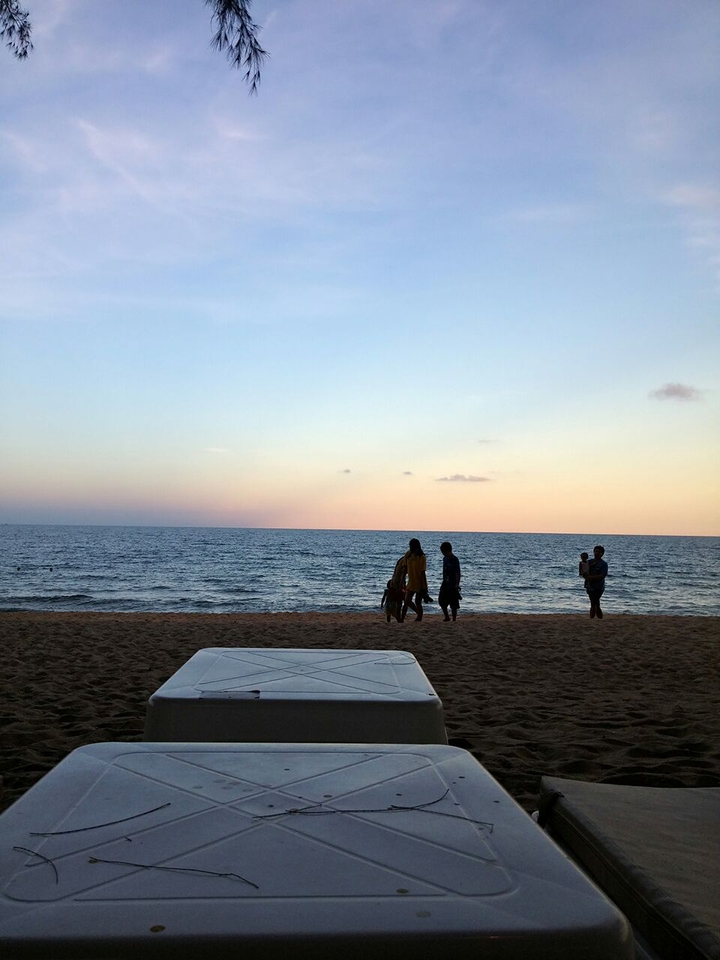 sea in thai