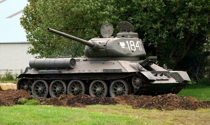 t 34 85