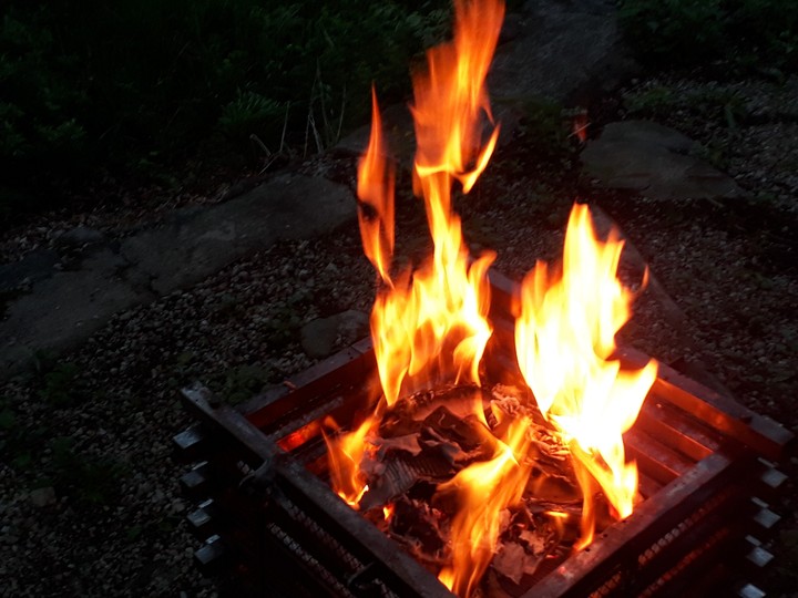 I love camping♡