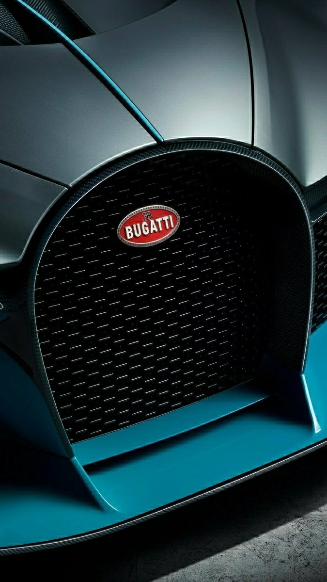 Bugatti Divo Grill