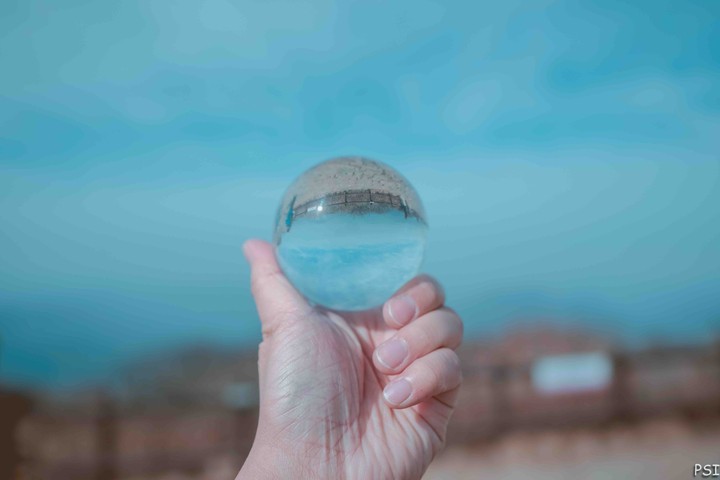 lens ball