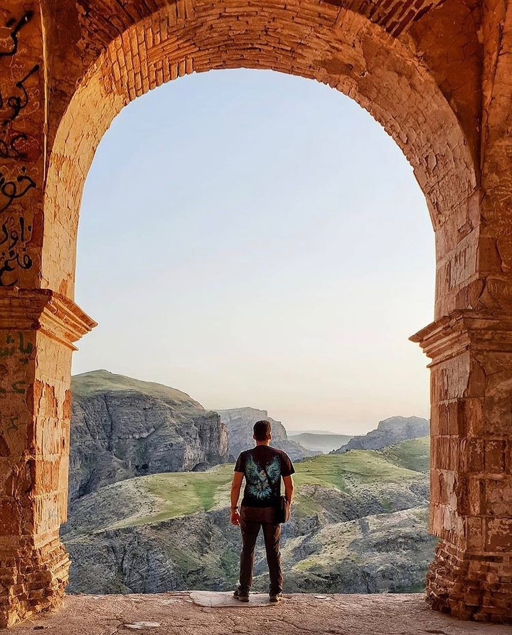 Zahhak Castle