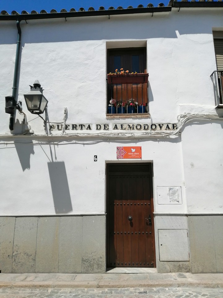 puerta de almodovar