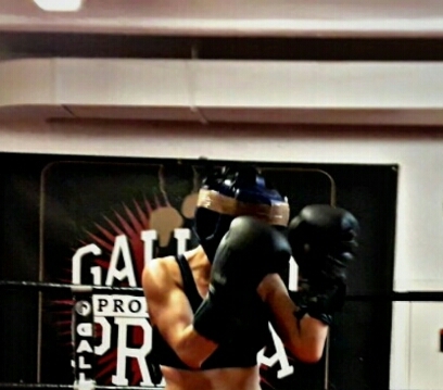 Boxing girl