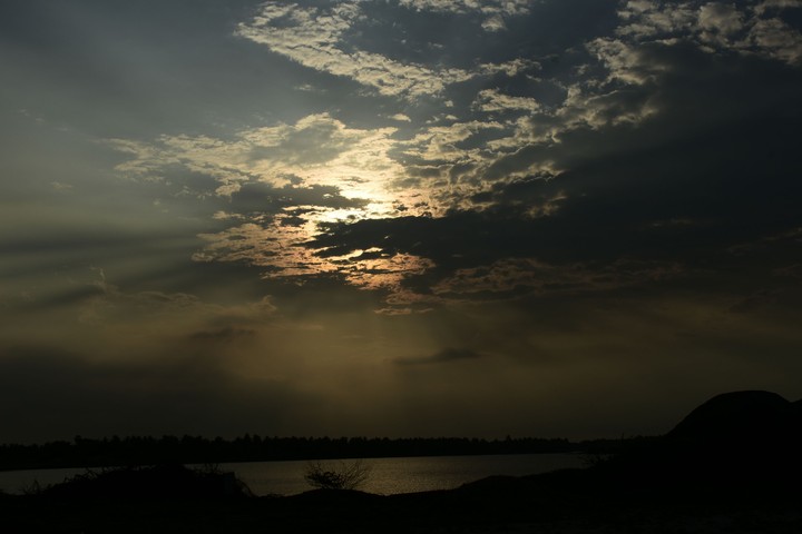 SUN SET