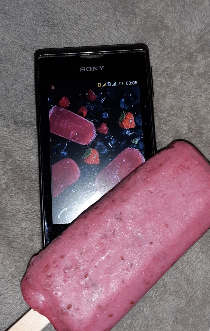 my lovely mobile with ice cream