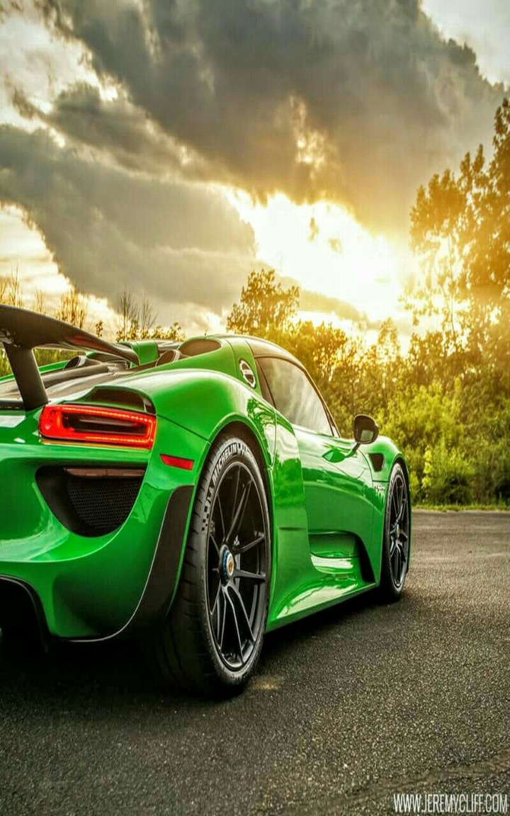 918
