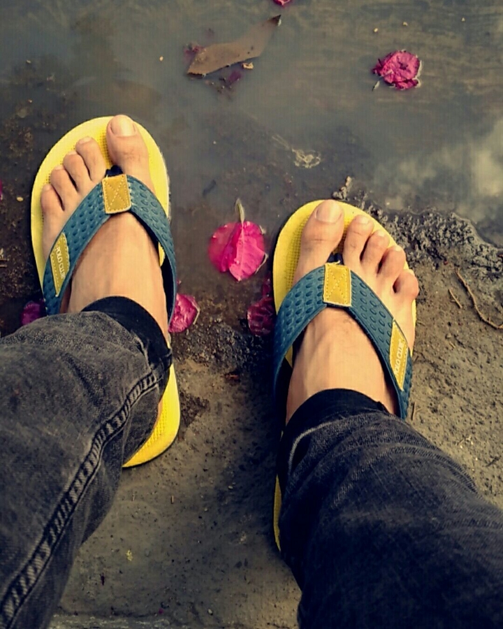 feet