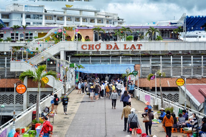 From Đà Lạt with love