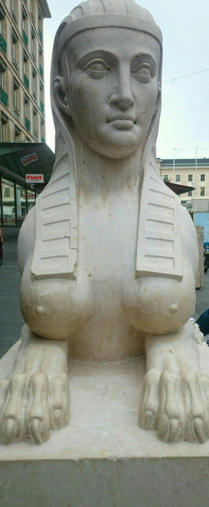 .