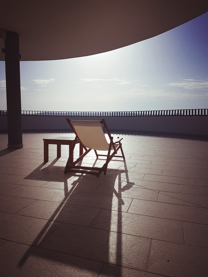 Sun deck