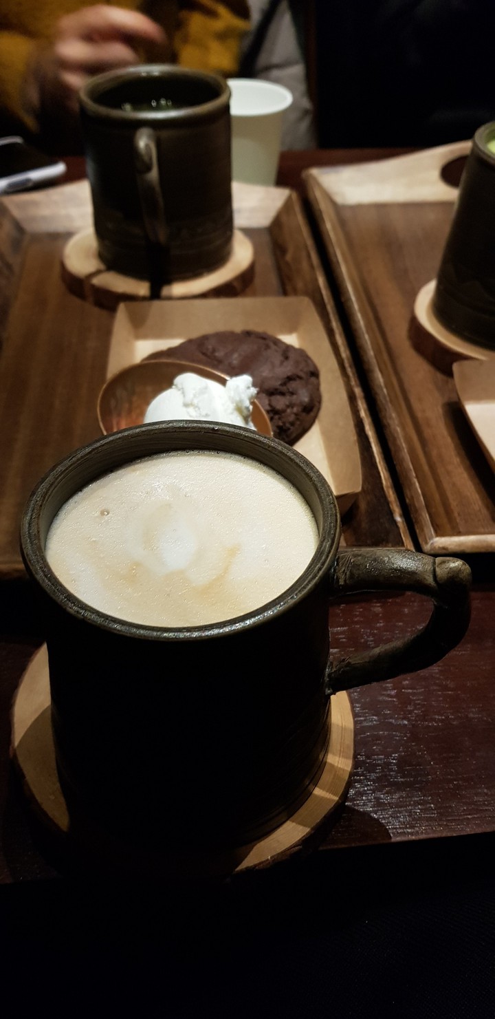 coffee cookie milktea