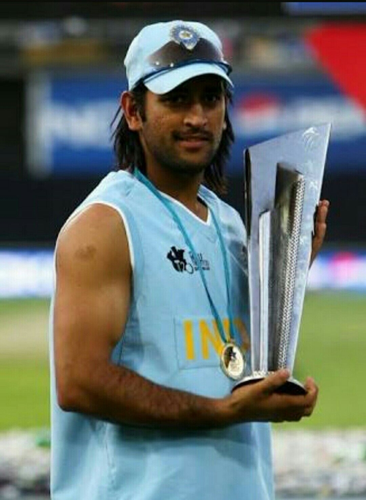 MS DHONI  {MÃhī }