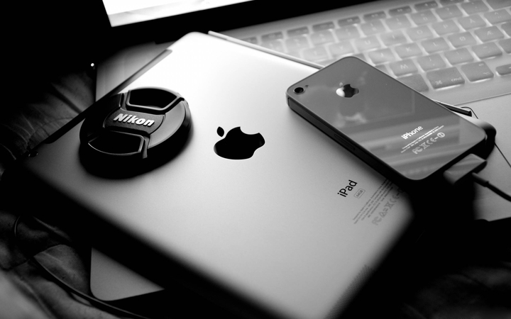 apple