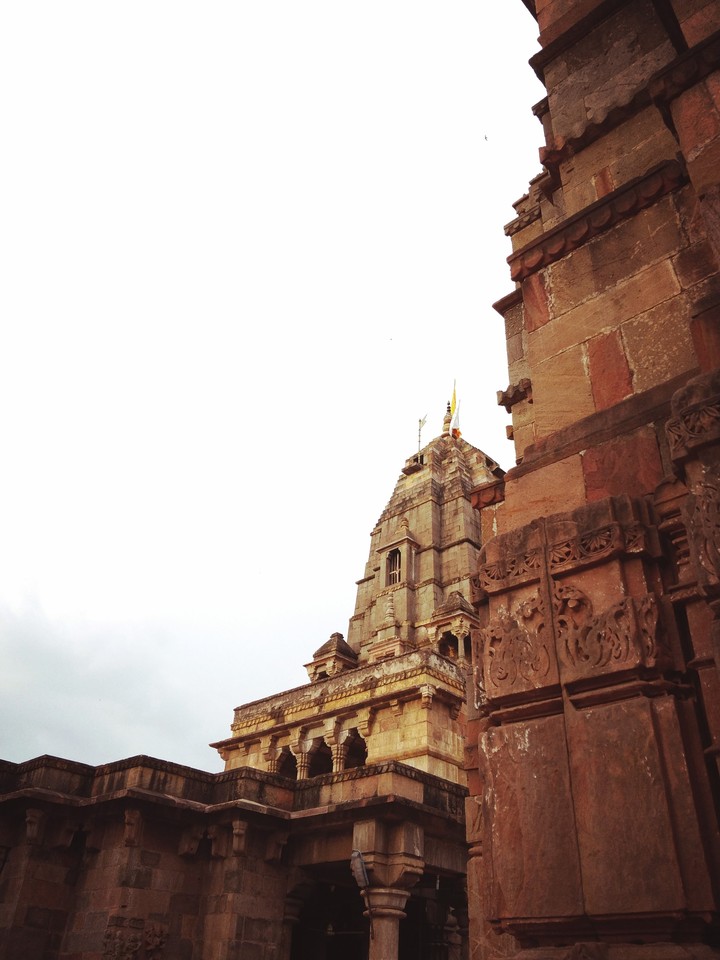 The puranic india temple