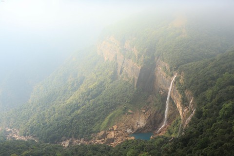 NohKaLikai Falls
