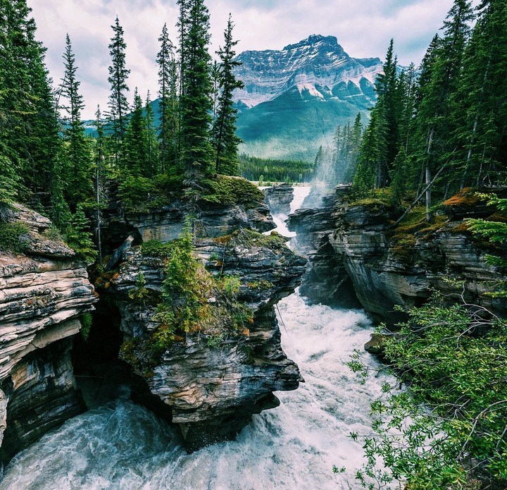 RIVER