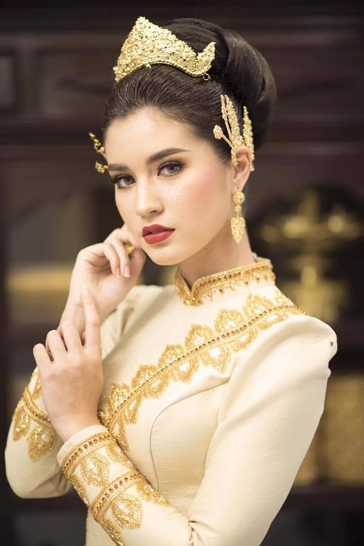 Cambodian's wedding costume