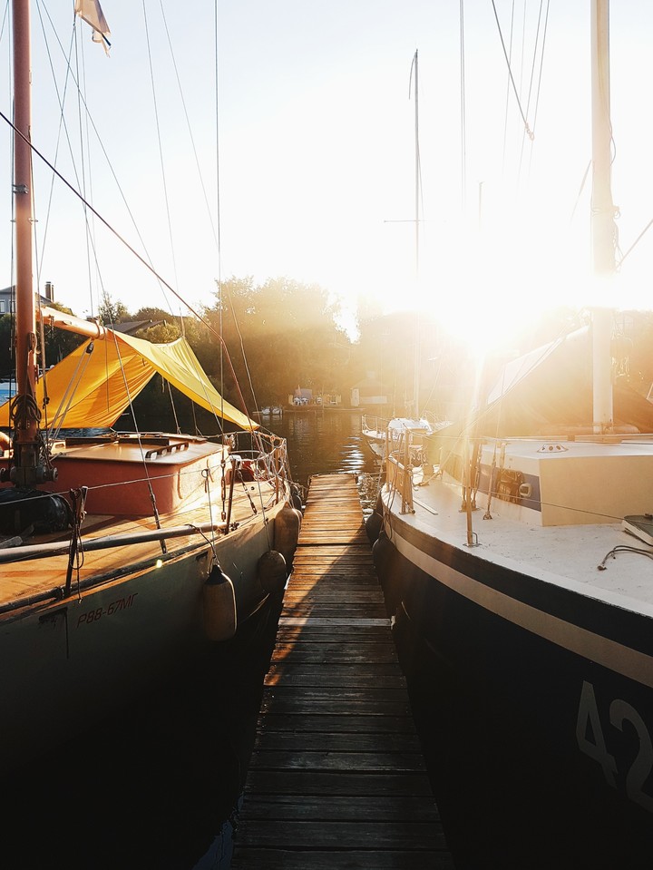 yacht sunset