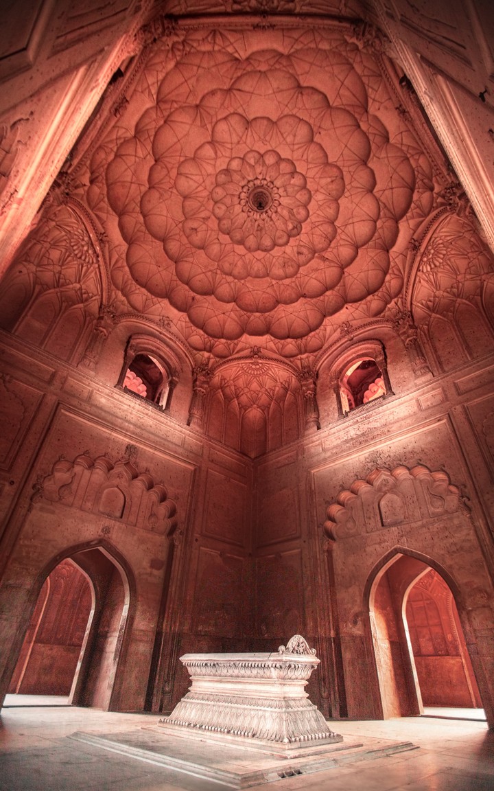 Safdargunj tomb
