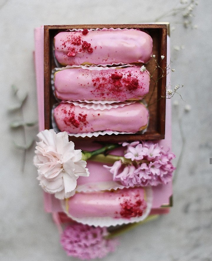 Eclairs