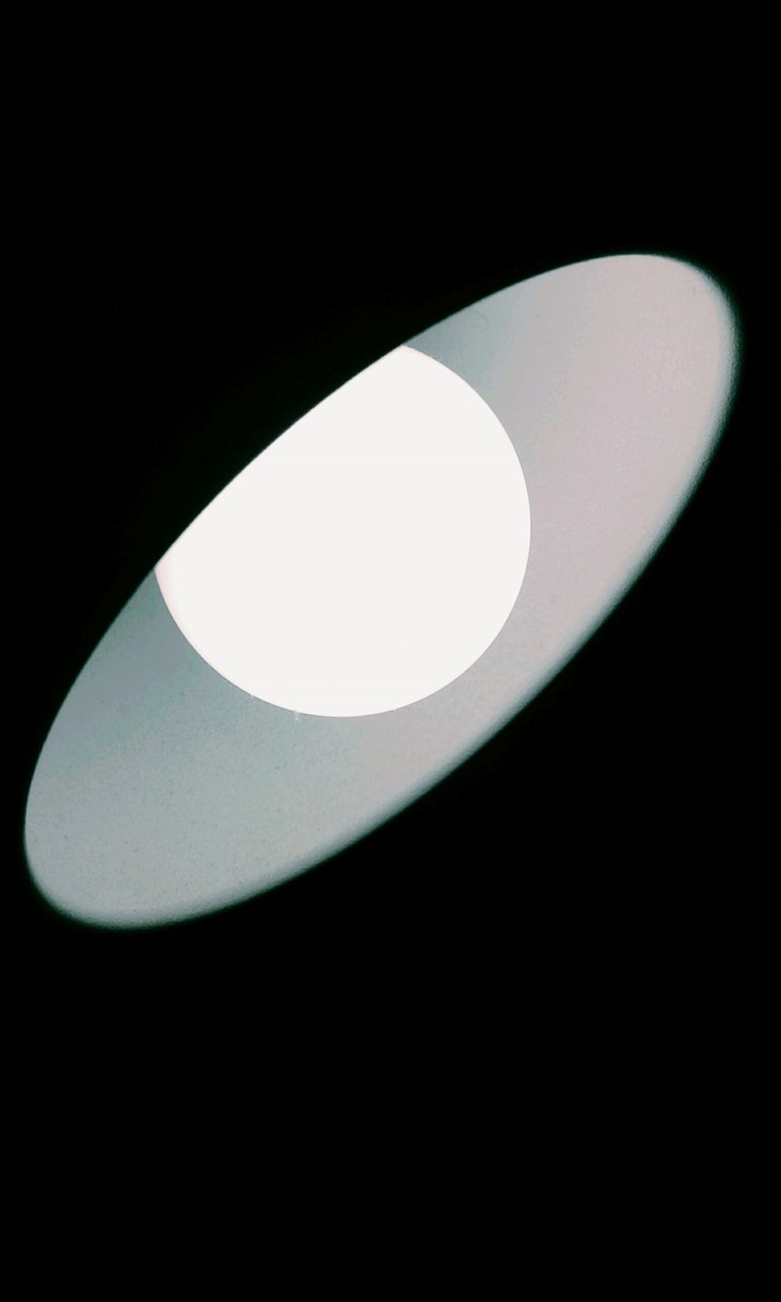 LUZES