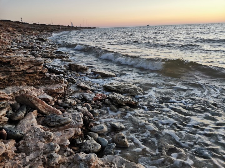 Море