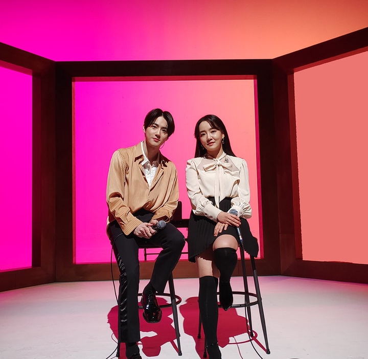Suho & Younha