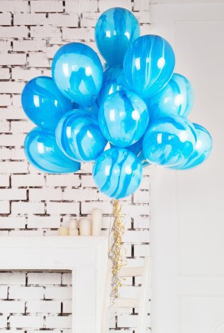 blue balloon ?