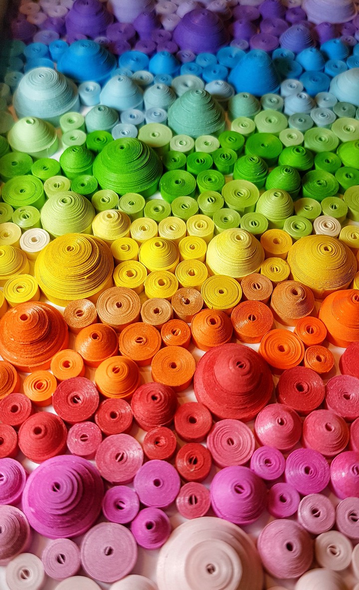 rainbow quilling by HappyQuilling