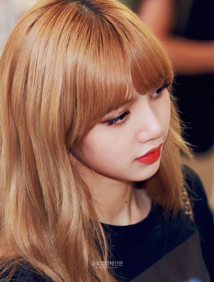 Queen Lisa