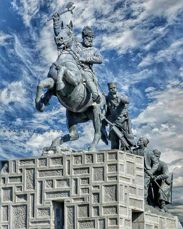 آرامگاه نادرشاه