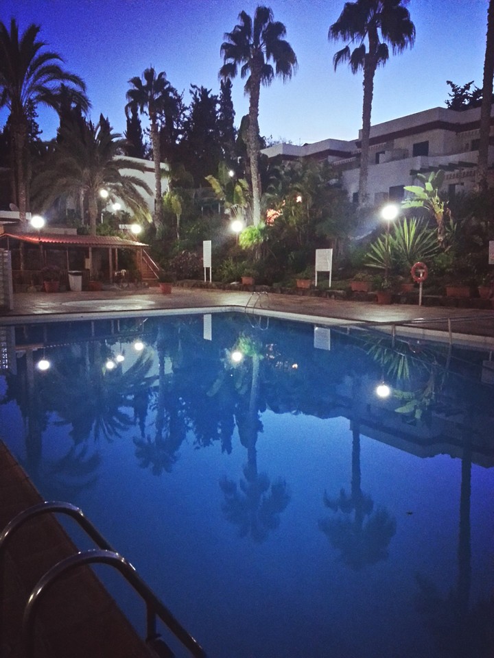 Gran Canaria Pool @ night