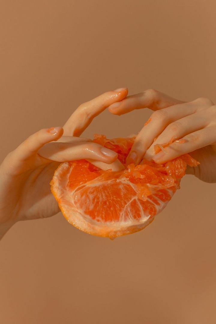hands.