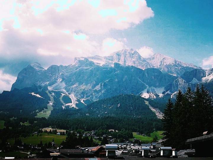 Cortina