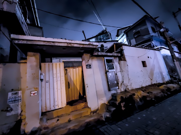 Hauntedㅡhouse