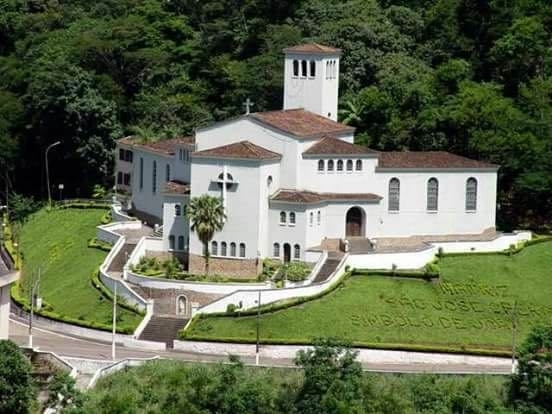igreja da cidade onde morei ✍