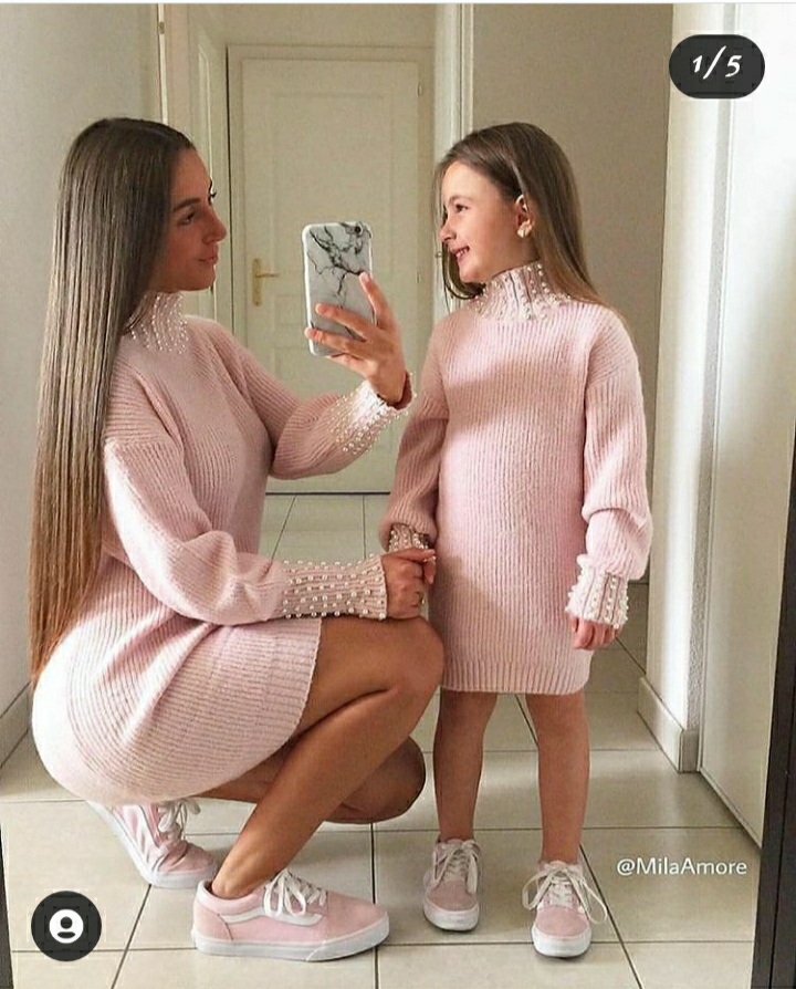 mom nd daughter