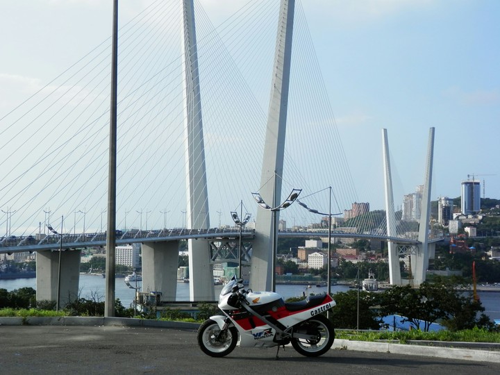 Мост.